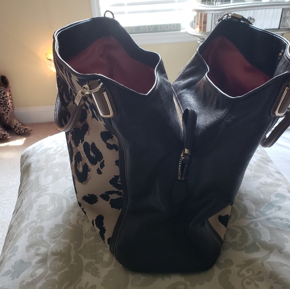 Handbag - Picture 3 of 3